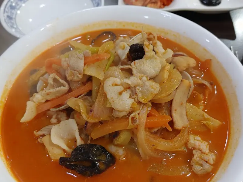 해물이 가득한 짬뽕