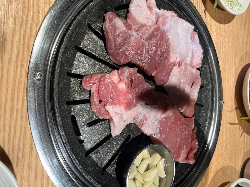 돼지 생갈비