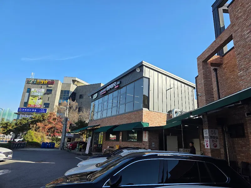 어무이맛양평해장국 본점 건물