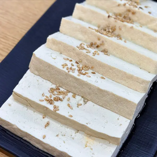 윤기가 좔좔 흐르는 모두부