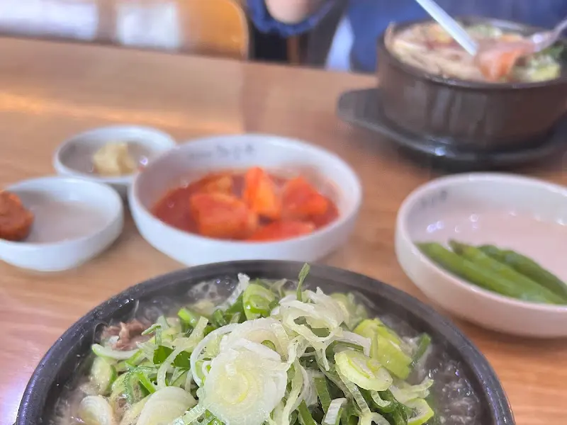 해장국과 기본 반찬