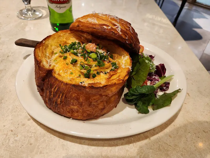 몽블랑 크림 파스타 항공샷