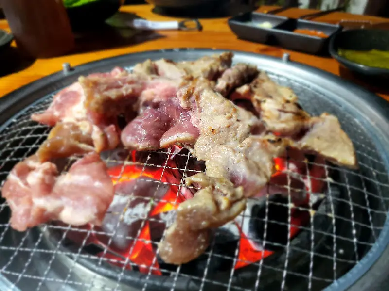 숯불 위 돼지갈비