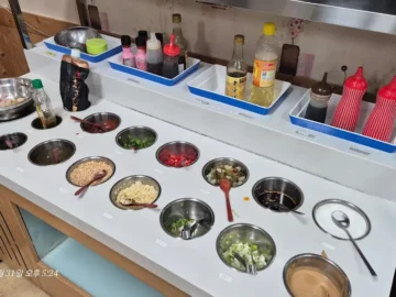 입안 가득 퍼지는 풍미, 안성 무한리필 촉향에서 만나는 양꼬치 맛집의 향연