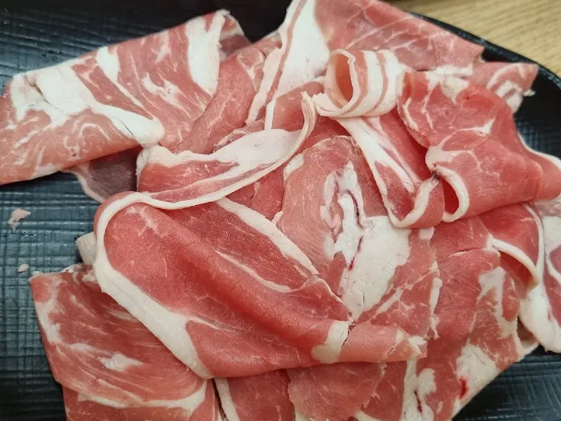 훠궈에 넣어 먹기 좋은 양고기 슬라이스