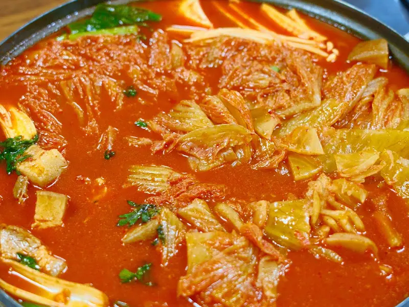 푸짐한 뭉텅찌개 한 상