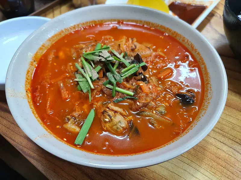 얼큰한 짬뽕