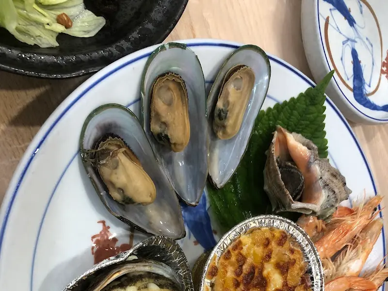 전복과 해산물 디테일 샷