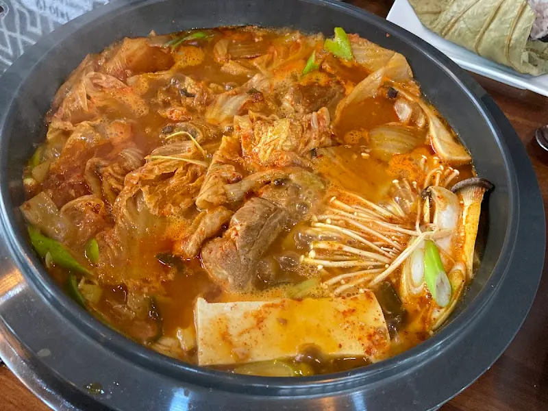 미락원 묵은지 등갈비찜