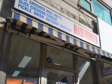 소박하지만 깊은 풍미, 수원 영통에서 만난 인생 버거 맛집