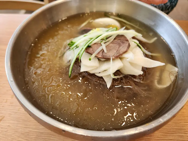 물냉면 전체샷
