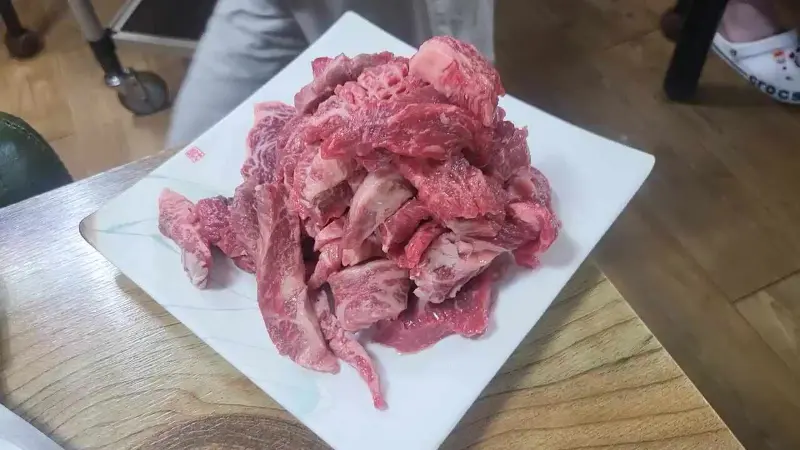 육즙 가득한 소고기의 향연