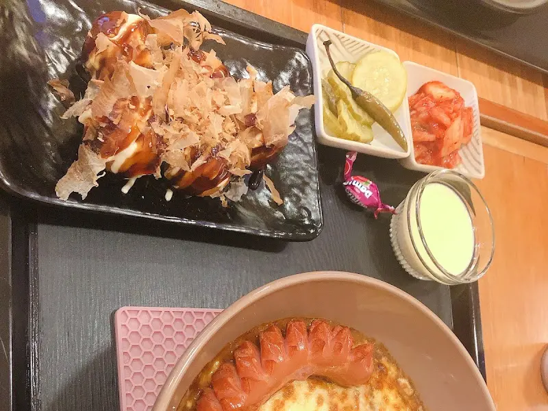 타코야끼 토핑이 올려진 카레