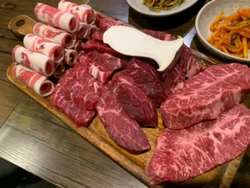 혼밥러의 행복한 미식 탐험, 율량동에서 찾은 인생 한우 맛집 “이화연가”