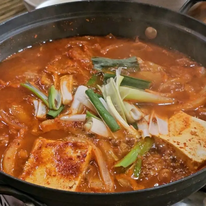 흑돼지 김치찌개