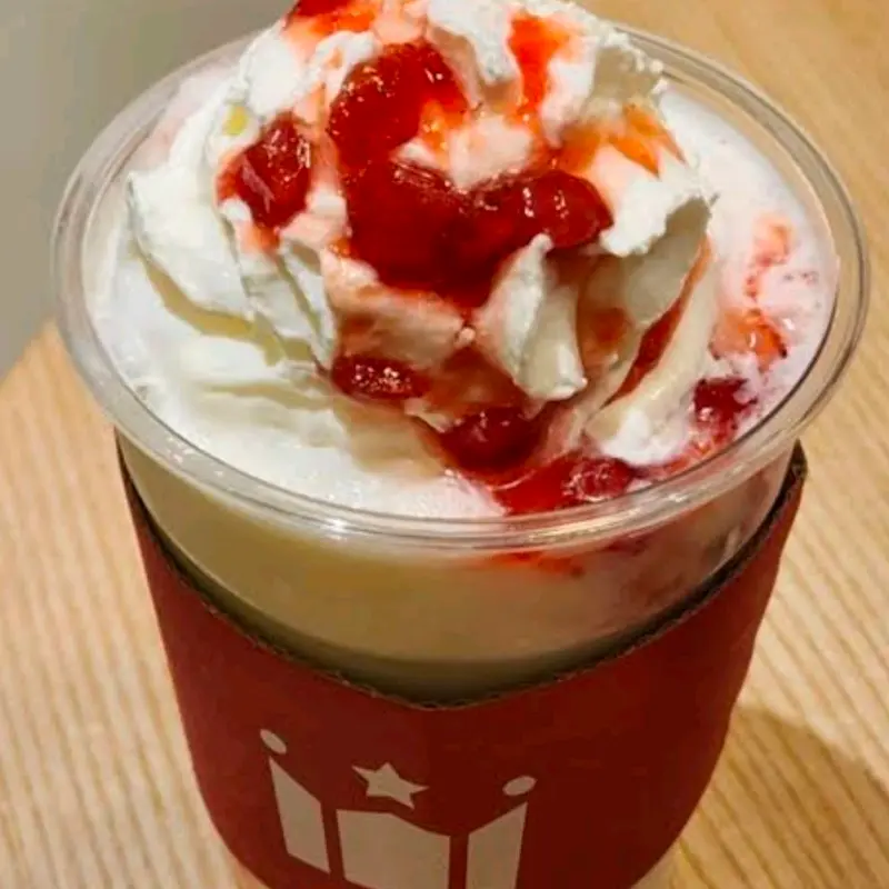 딸기 치즈 할라치노