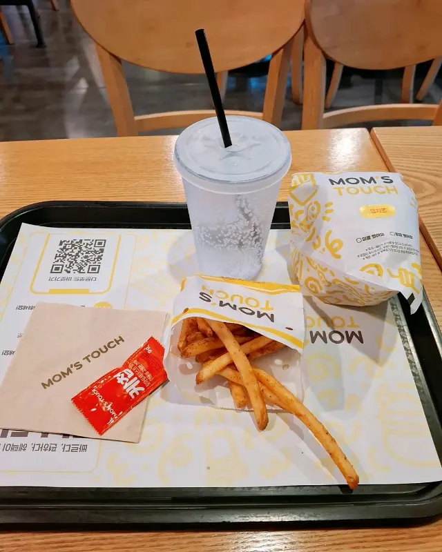 맘스터치 케이준 감자튀김