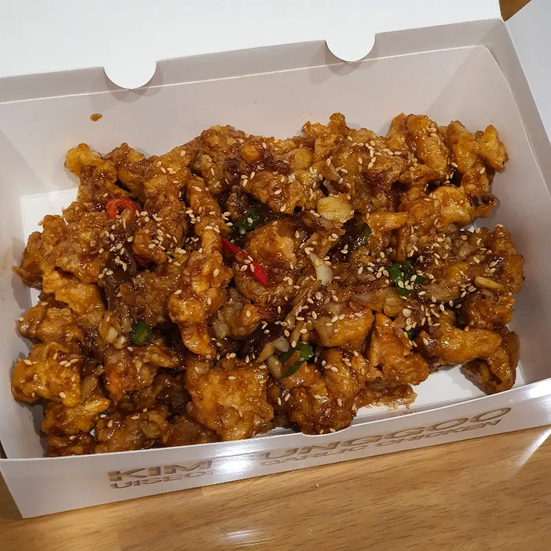 풍성한 마늘치킨 한 상