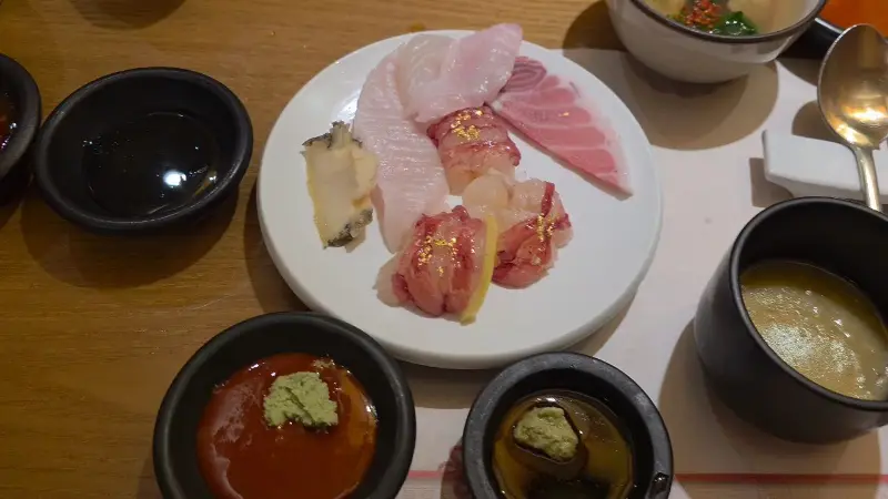 삿뽀로 목동점, 참치회 디테일 샷