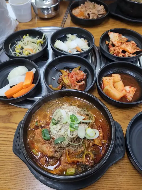 다채로운 밑반찬