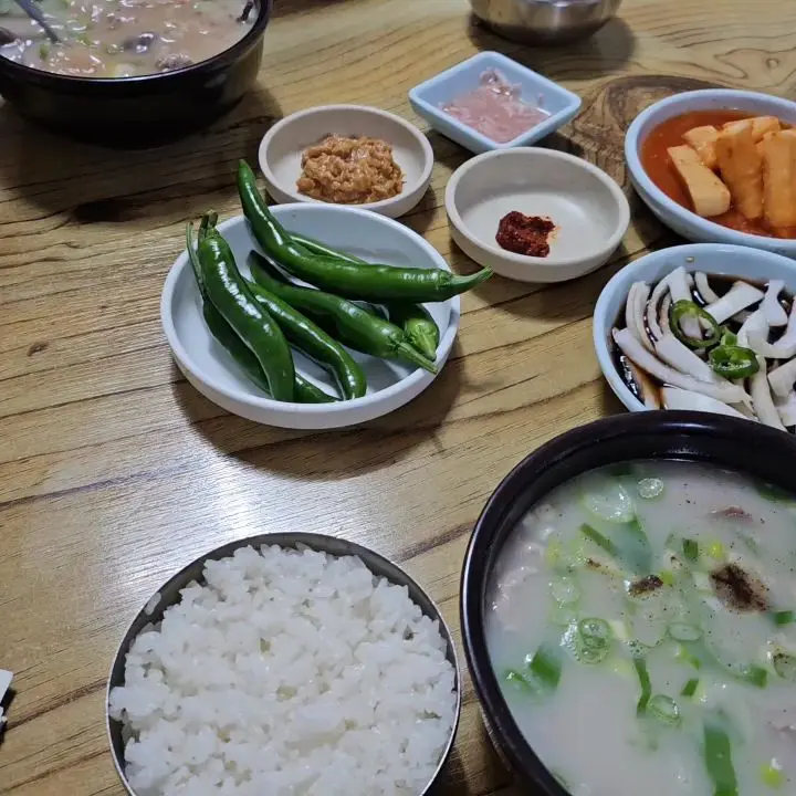 푸짐한 한 상 차림