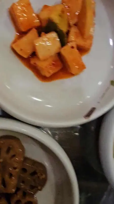 맛깔스러운 밑반찬