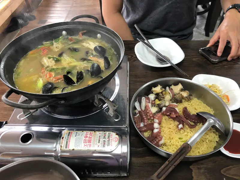 문어라면과 반찬