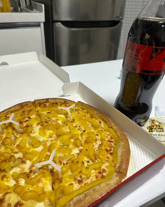 피자와 콜라 세트