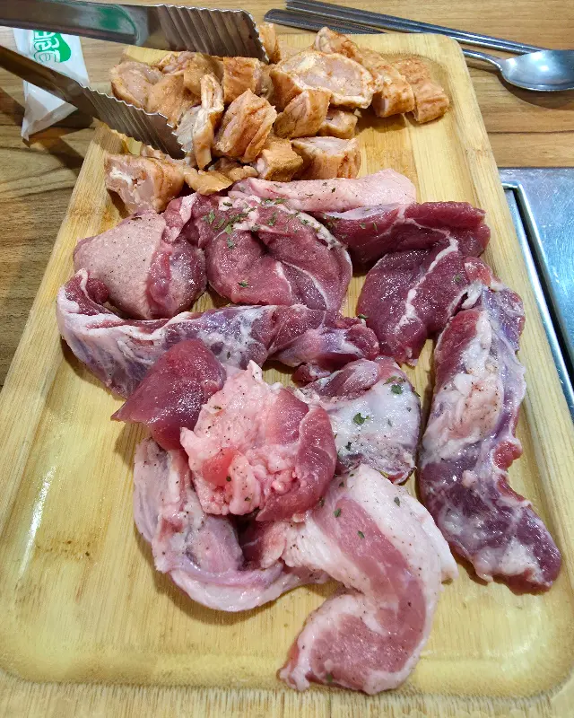 모듬 한 상 차림