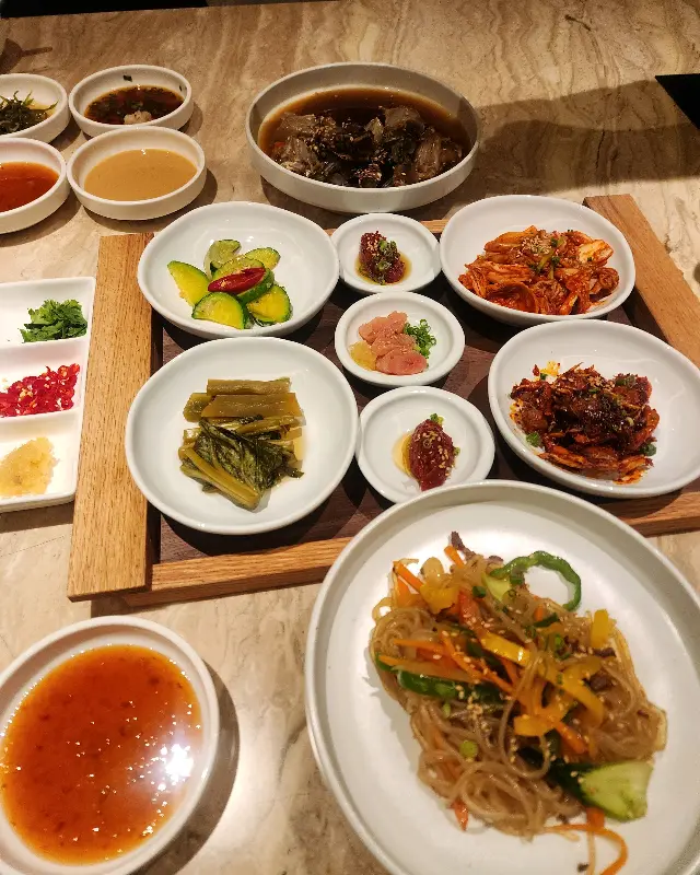 다채로운 밑반찬