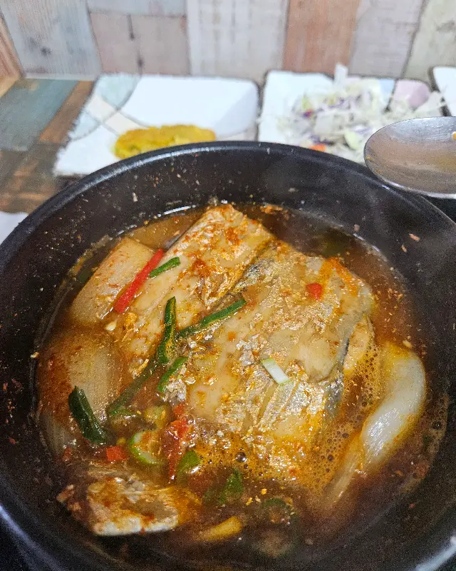 보글보글 끓는 갈치조림