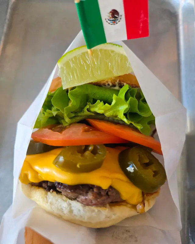 다양한 메뉴가 있는 버거샵