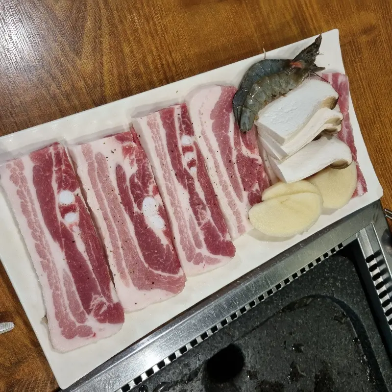 모듬구이 한 상 차림