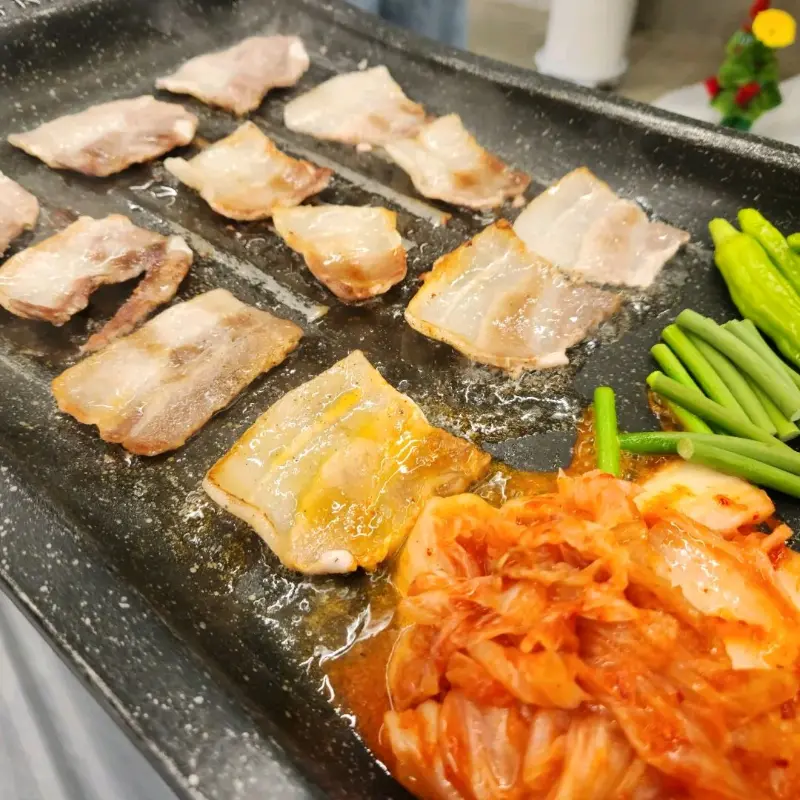 냉삼과 김치의 조화로운 마이야르 반응