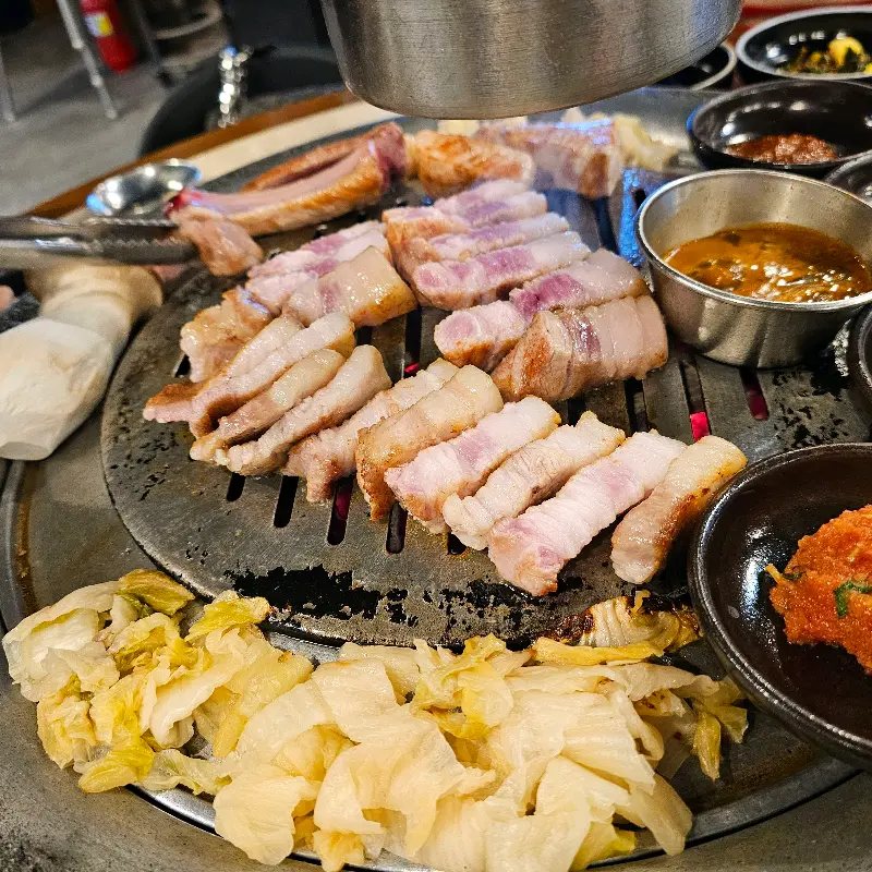 잘 익은 숙성 삼겹살