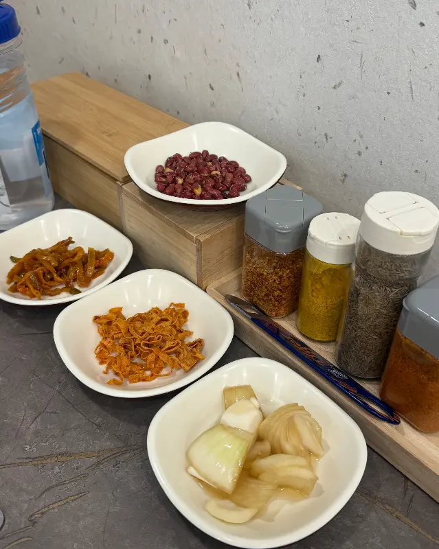 다양한 기본 반찬