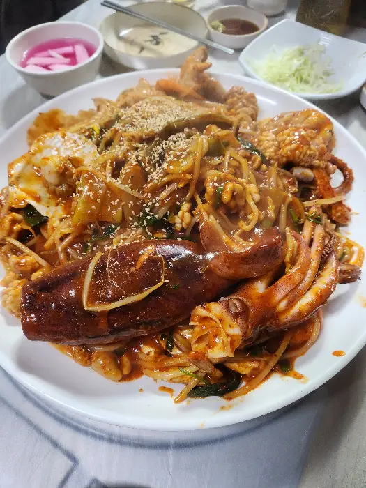 아구찜과 계란찜, 볶음밥