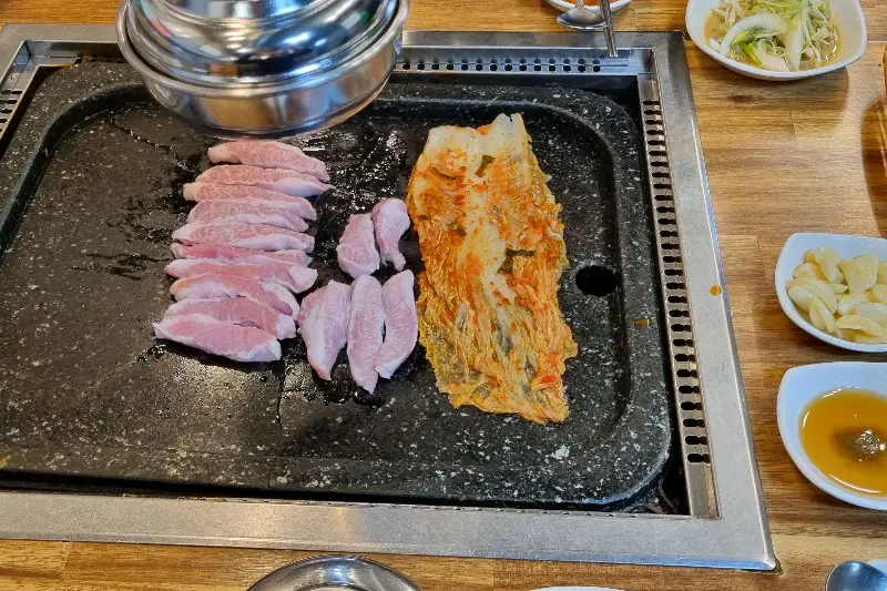 삼겹살과 김치