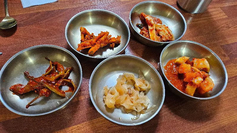 다양한 종류의 반찬