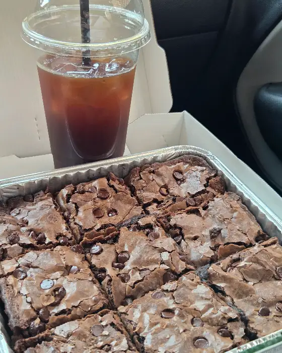 브라우니와 음료