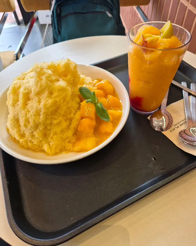 투썸 애플망고 빙수와 프라페