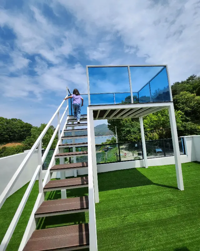 카페 외부 전망대