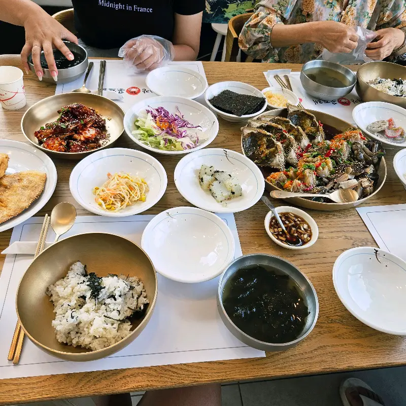 간장게장과 곁들여 먹기 좋은 반찬들