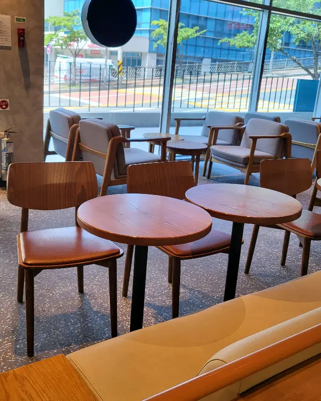 카페 내부