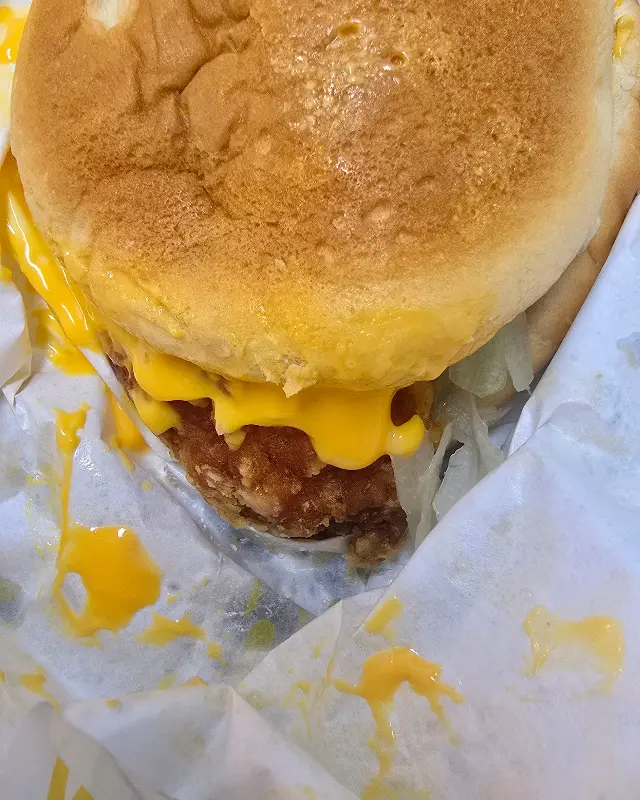 맘스터치 치즈버거