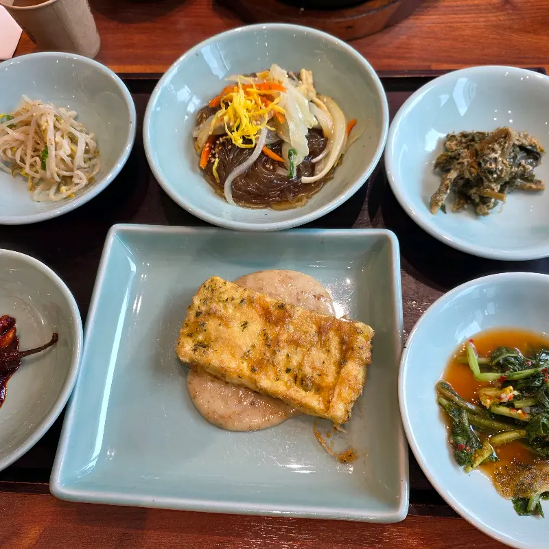 다양한 종류의 반찬