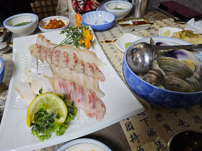 두발횟집 백합탕