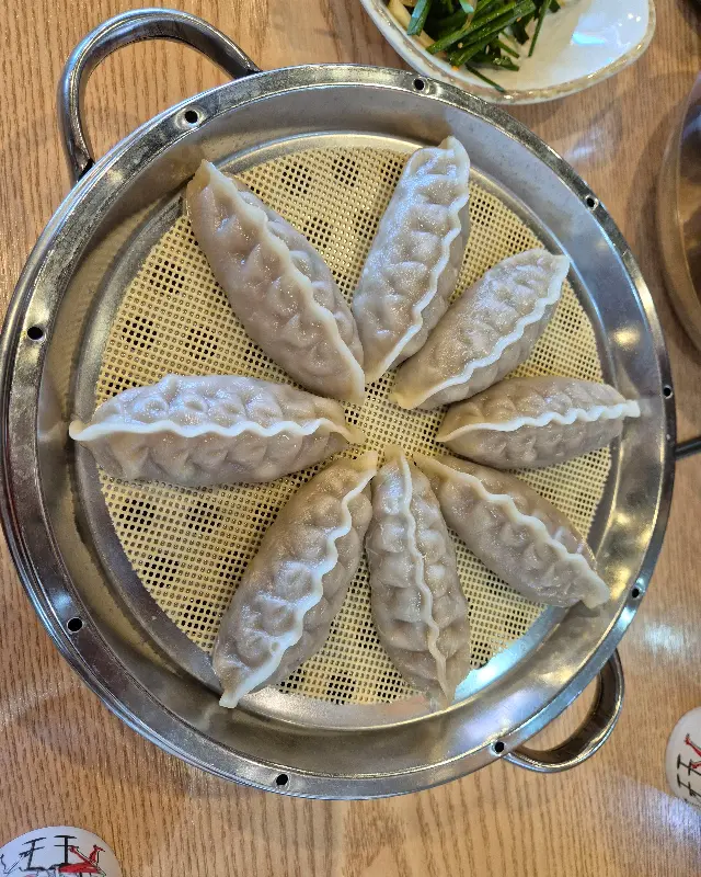 혼밥도 문제없는 편안한 분위기