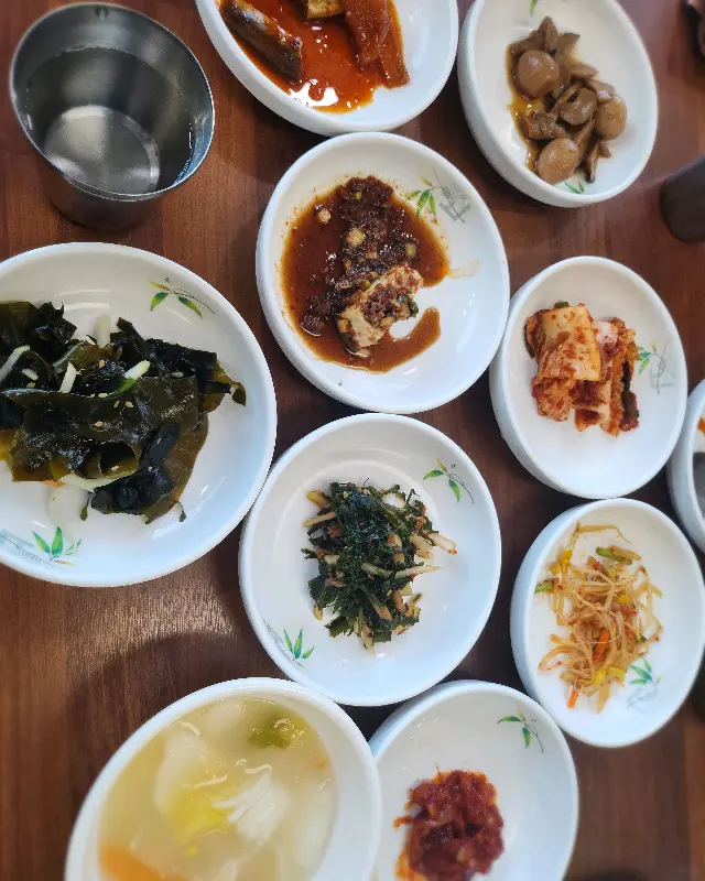 다양한 종류의 반찬
