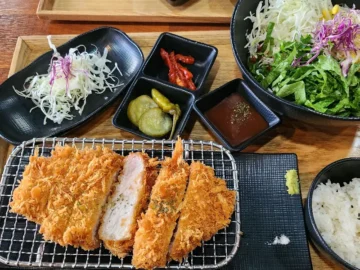 잊을 수 없는 맛, 화천에서 만난 인생 돈까스 맛집 기행